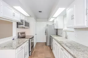10819 Sagewind Dr, Houston, TX 77089 - Photo 4