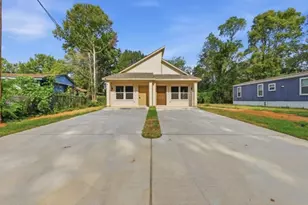 819 Junction Ave, Cleveland, TX 77327 - Photo 2