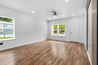 819 Junction Avenue #B, Cleveland, TX 77327 - Photo 6