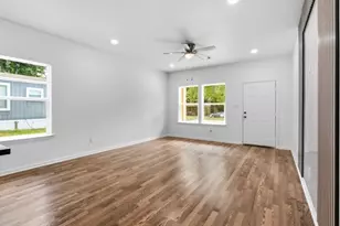 819 Junction Ave, Cleveland, TX 77327 - Photo 6