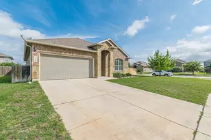 479 Willow Arch, New Braunfels, TX 78130 - Photo 2