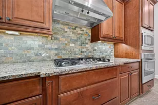 1623 Cafe Dumonde, Conroe, TX 77304 - Photo 10