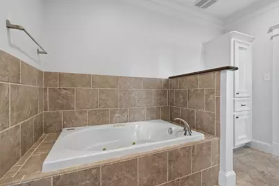 626 E 12th Street, Houston, TX 77008 - Photo 22