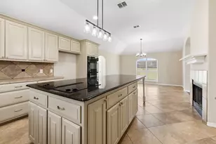 6100 Whitetail Ln, Bryan, TX 77808 - Photo 14