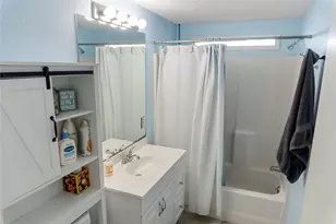 1321 Bay Dr, Crystal Beach, TX 77650 - Photo 22