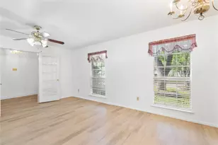 8903 Roos Rd, Houston, TX 77036 - Photo 6