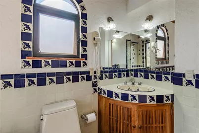 43 Calle Netzahualcoyotl, , CO 62520 - Photo 32