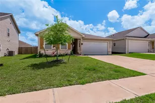 103 Bering Dr, Huntsville, TX 77320 - Photo 4