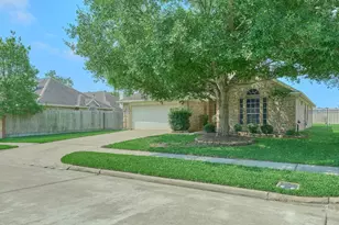 12318 Georgetown Park Ct, Houston, TX 77058 - Photo 30
