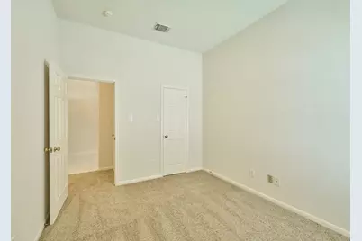 12318 Georgetown Park Court, Houston, TX 77058 - Photo 26