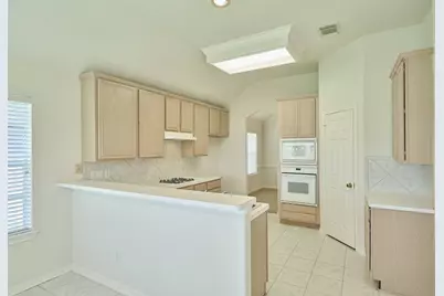 12318 Georgetown Park Court, Houston, TX 77058 - Photo 12
