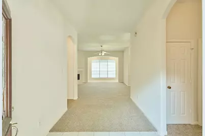 12318 Georgetown Park Court, Houston, TX 77058 - Photo 4