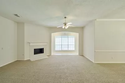 12318 Georgetown Park Court, Houston, TX 77058 - Photo 6