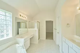 12318 Georgetown Park Ct, Houston, TX 77058 - Photo 20