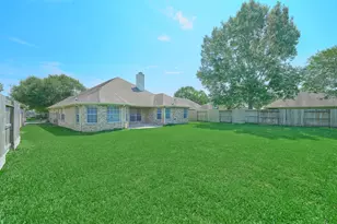 12318 Georgetown Park Ct, Houston, TX 77058 - Photo 30