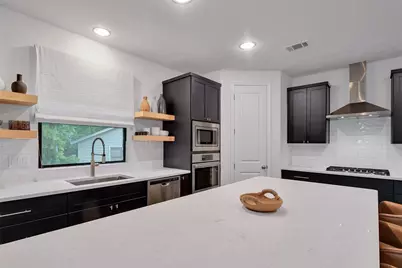 2554 Roy Circle, Houston, TX 77007 - Photo 14