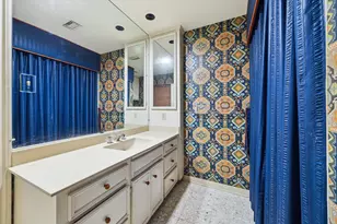 11640 Greenbay St, Bunker Hill Village, TX 77024 - Photo 32