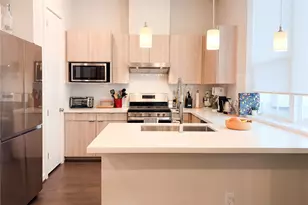 618 Thornton Oaks Ln, Houston, TX 77018 - Photo 8