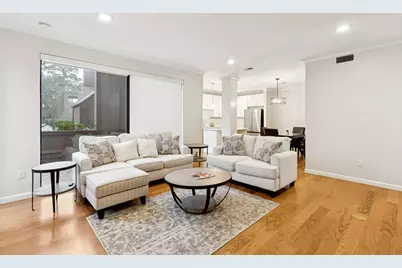 172 Litchfield Lane, Houston, TX 77024 - Photo 4