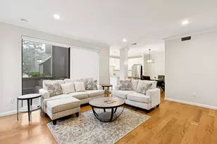 172 Litchfield Ln, Houston, TX 77024 - Photo 4