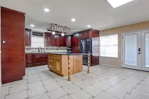 2818 Woodcreek Meadows Ln, Houston, TX 77073 - Photo 4