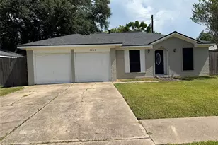 3242 Dalmatian Dr, Houston, TX 77045 - Photo 2