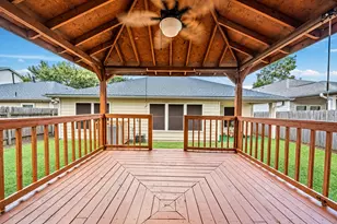8421 Lawler St, Houston, TX 77051 - Photo 34