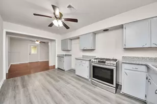 2703 Knotty Oaks Trail, Houston, TX 77045 - Photo 16
