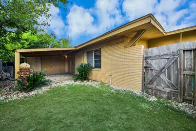 2703 Knotty Oaks Trail, Houston, TX 77045 - Photo 4