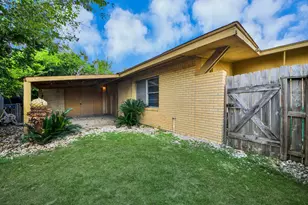 2703 Knotty Oaks Trail, Houston, TX 77045 - Photo 4