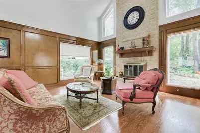 6815 Seinfeld Court, Houston, TX 77069 - Photo 4
