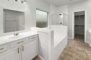 13414 Hartland Lake Ln, Houston, TX 77044 - Photo 12