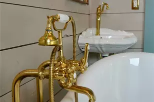 409 E Morgan Ave, Cuero, TX 77954 - Photo 30