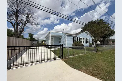1146 Majestic Street, Houston, TX 77020 - Photo 2