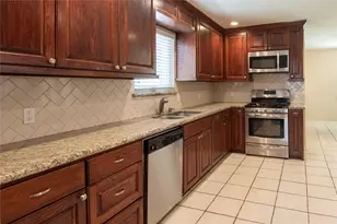 17926 Cypress Spring Dr, Spring, TX 77388 - Photo 10