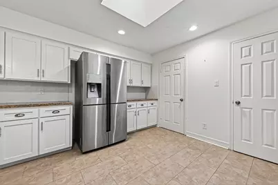 14222 Stokesmount Drive, Houston, TX 77077 - Photo 18