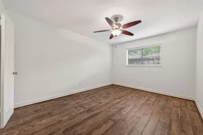 14222 Stokesmount Drive, Houston, TX 77077 - Photo 34