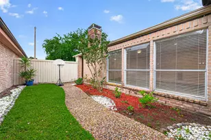 14222 Stokesmount Dr, Houston, TX 77077 - Photo 46