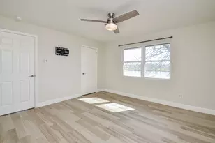 414 Lakeview Dr, Sugar Land, TX 77498 - Photo 20