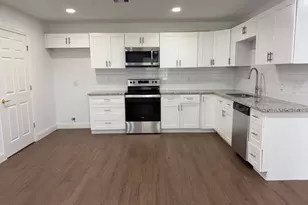 3635 Wyoming St, Houston, TX 77021 - Photo 2