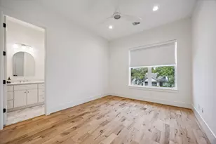 1729 Chippendale Rd, Houston, TX 77018 - Photo 32