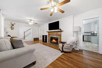 6998 Commander Roland Drive, Hitchcock, TX 77563 - Photo 8