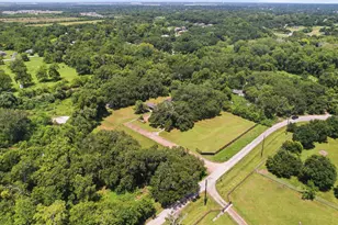 6998 Commander Roland Dr, Hitchcock, TX 77563 - Photo 42