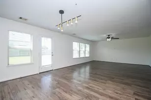 3288 Havenwood Chase Ln, Pearland, TX 77584 - Photo 10