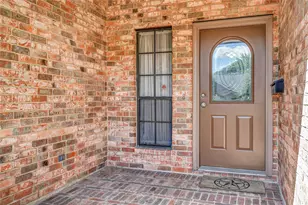 310 Chestnut St, Lake Jackson, TX 77566 - Photo 4