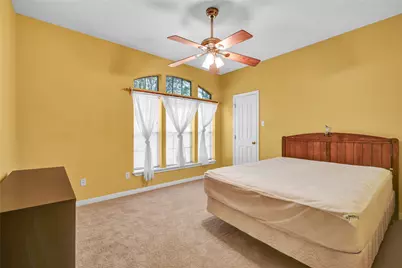 310 Chestnut Street, Lake Jackson, TX 77566 - Photo 8