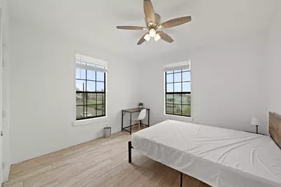 701 28th Street #D, Galveston, TX 77550 - Photo 8