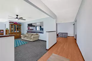 5225 Creekview Dr, La Porte, TX 77571 - Photo 4