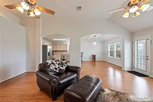 2930 Community Dr, Alvin, TX 77511 - Photo 8