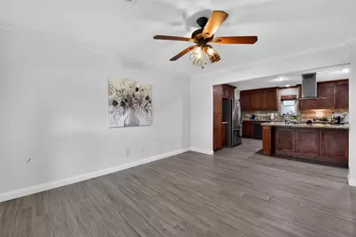 10407 Winding Trail Road, La Porte, TX 77571 - Photo 8